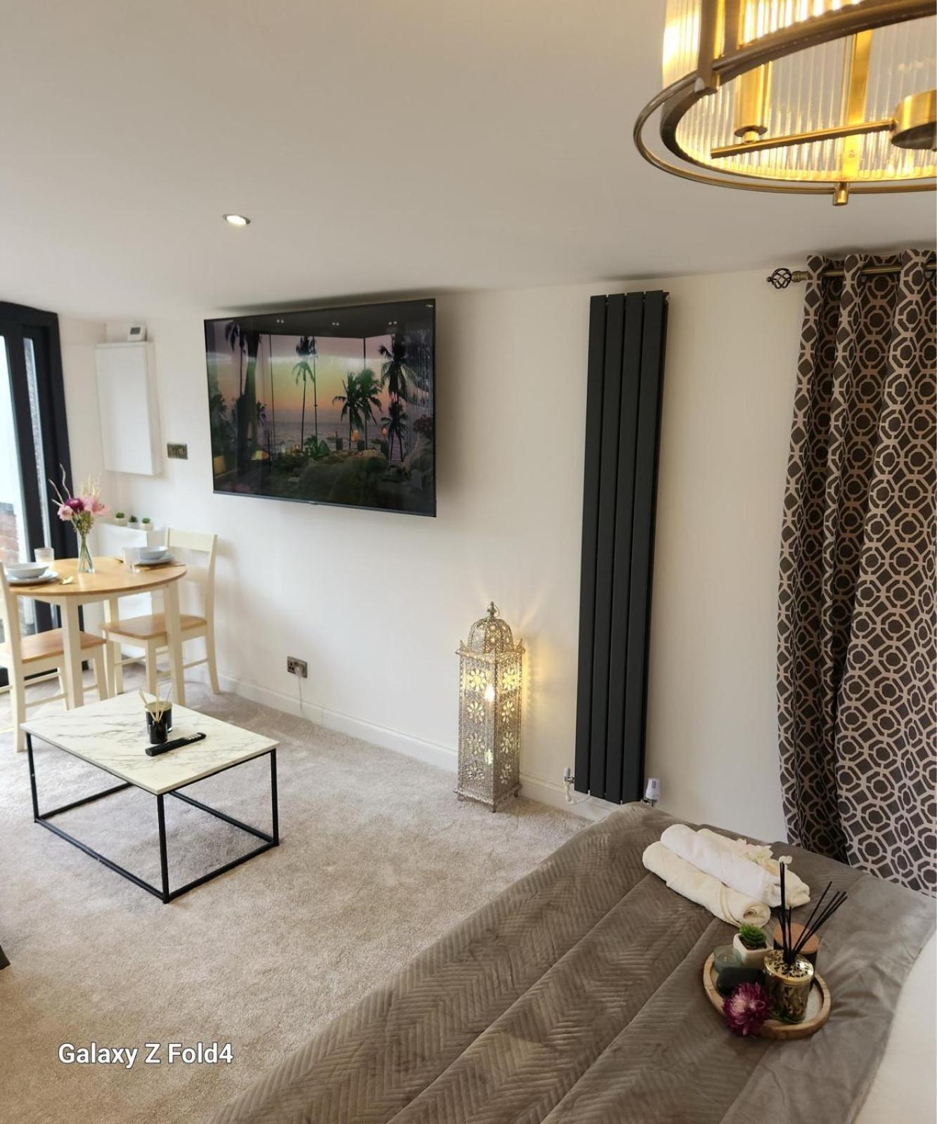 1-bed With Parking Ideal For Couples Newcastle-upon-Tyne
