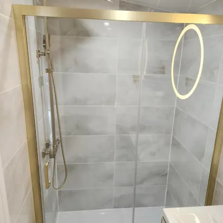 1-Bed Studio With Parking Ideal For Couples Newcastle-upon-Tyne Extérieur photo